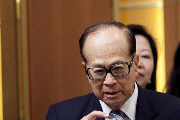 李嘉诚的八字是什么格局