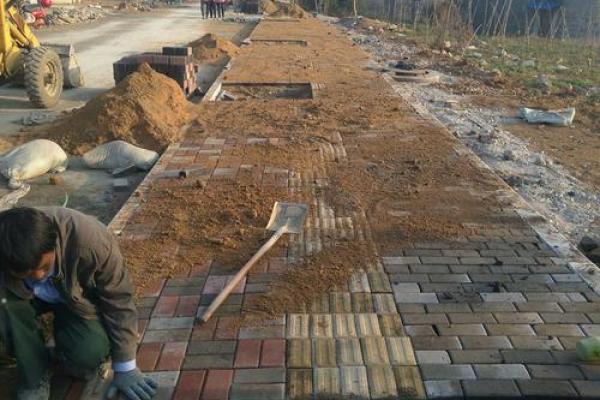 八字砖施工