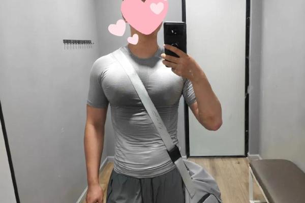 八字胸肌 八字胸肌