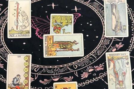 塔罗测试你该主动追求他么？