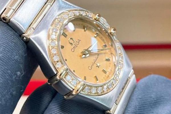 十二星座适合什么手表和项链