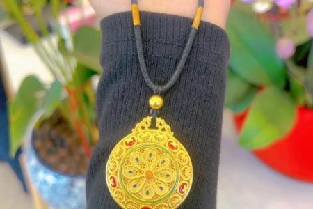 生辰八字戴首饰