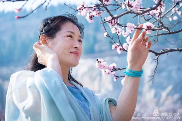 兴国客家石根摸像算命