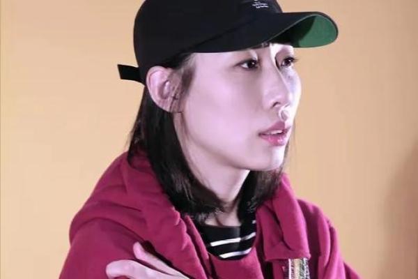 姚笛八字面相详解，命理特点揭秘