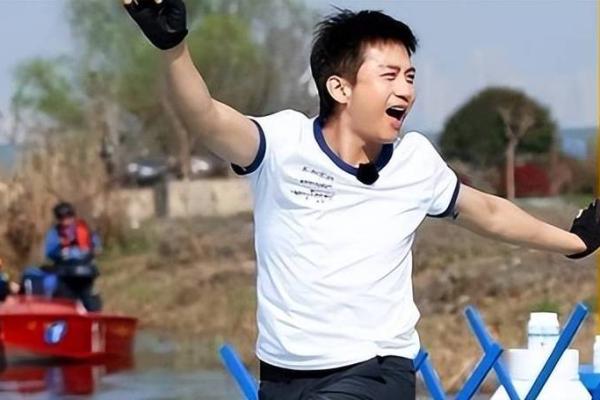 邓超紫薇斗数 邓超紫薇斗数