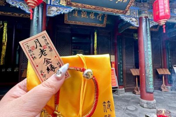 抽牌算命的抽牌图片