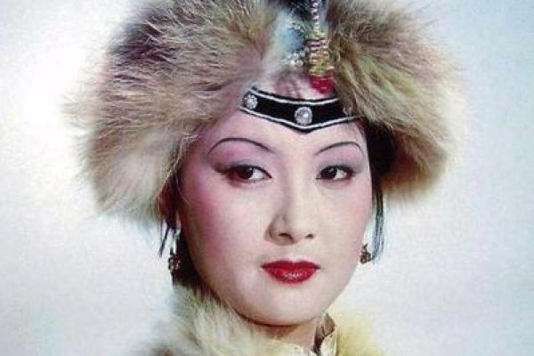 贾琏有那么多女人,到底谁才是他的最爱?曹雪芹八字给出答案 贾琏有那么多女人,到底谁才是他的最爱?曹雪芹八字给出答案