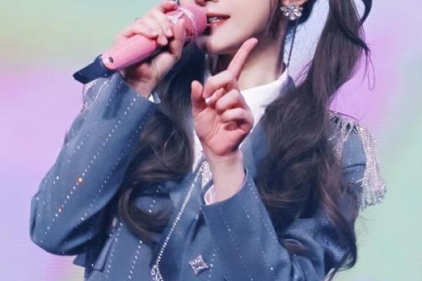 女团月亮星座：开启唯美之旅